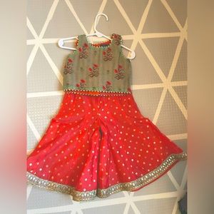 Girls size 3-4 top and sharara